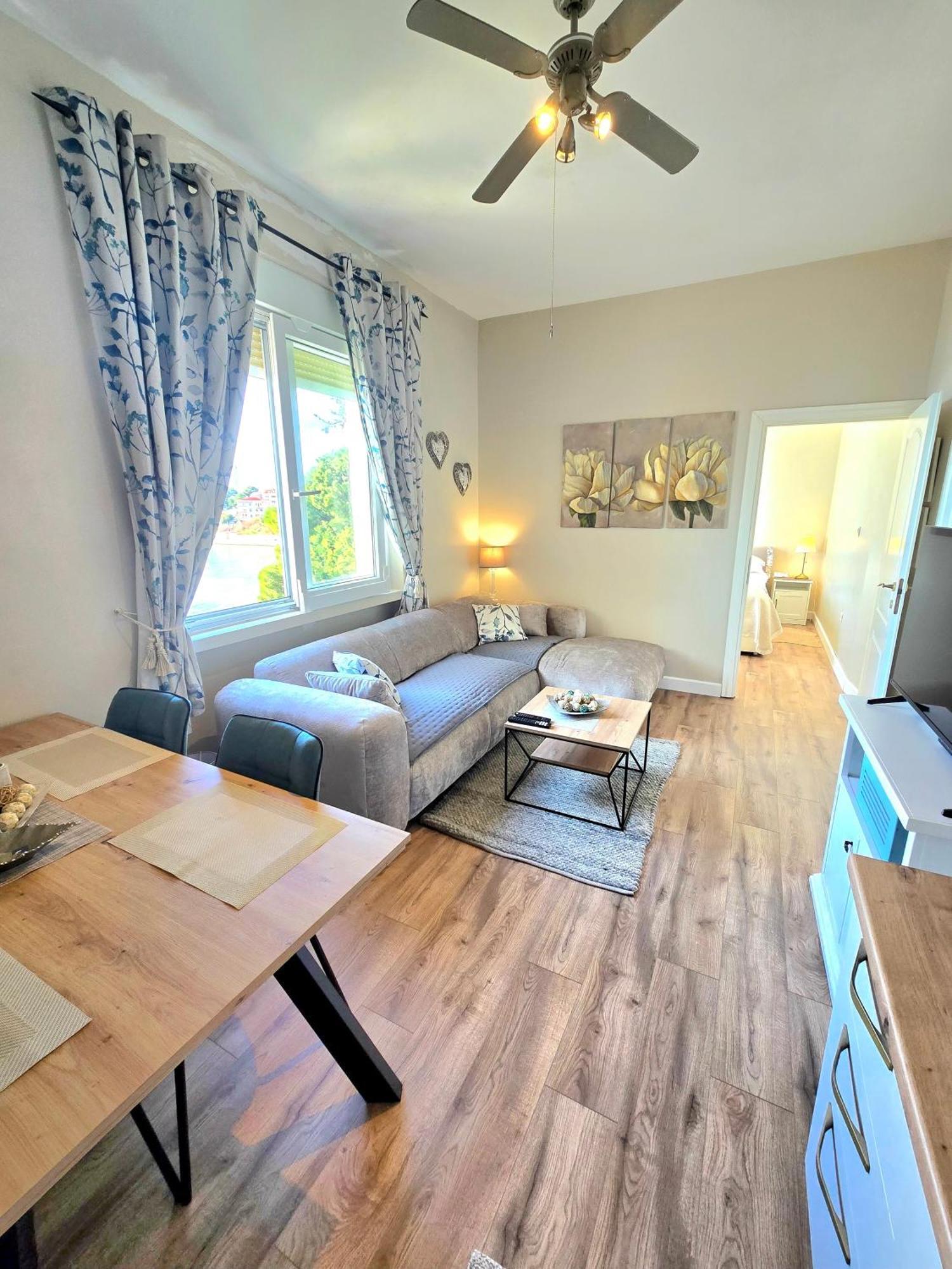 Apartments Suzy Split Ngoại thất bức ảnh