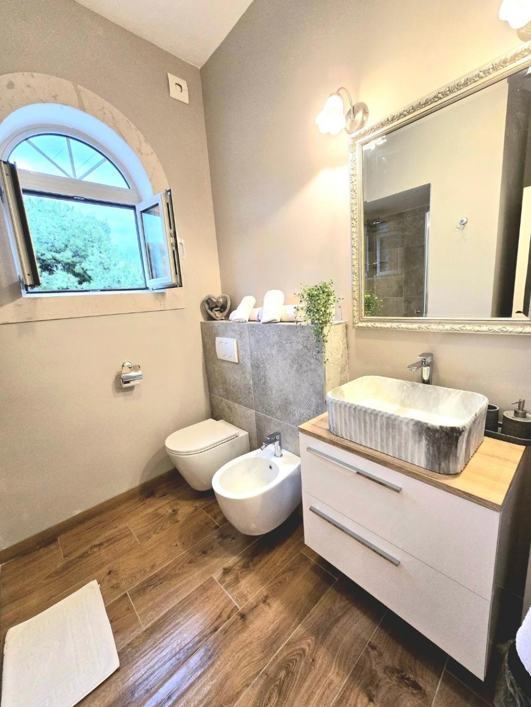 Apartments Suzy Split Ngoại thất bức ảnh